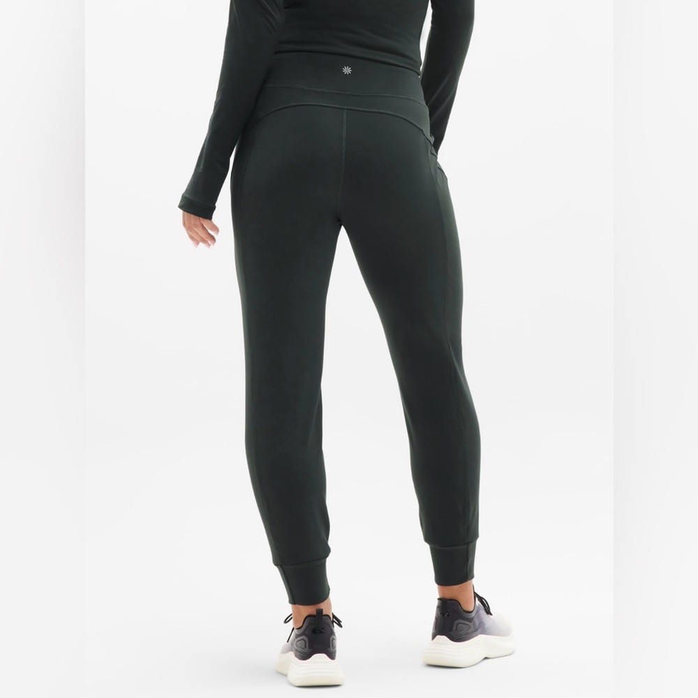 NWOT Athleta Rainier Elm Jogger size S/P - Picture 3 of 9